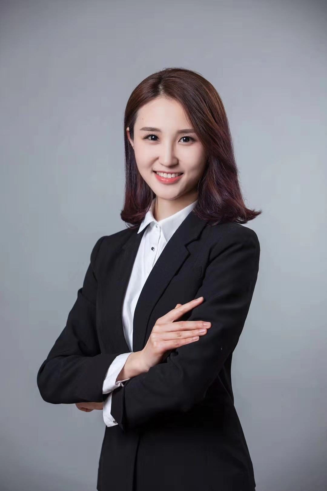 女律师.jpg